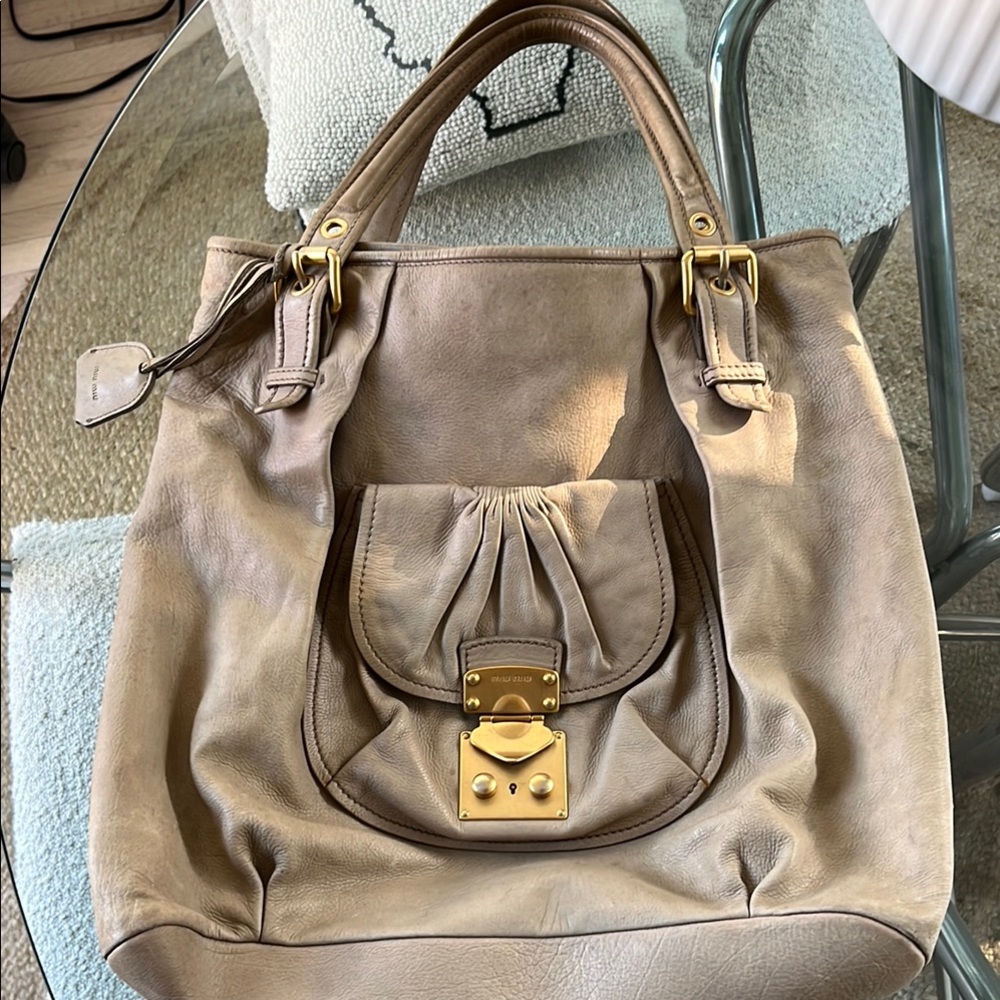 Miu Miu Cream Shoulder Bag with Slouchy Shape and Soft Material